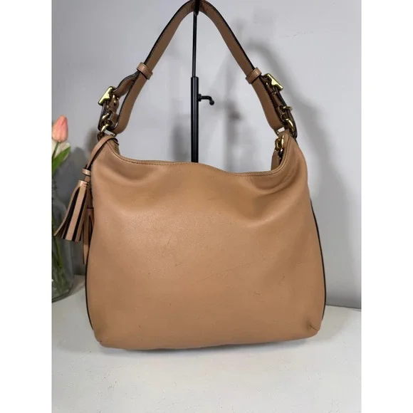 Coach Legacy Courtney Tan Leather Hobo Shoulder Bag with Turnlock Pocket - Picture 3 of 11